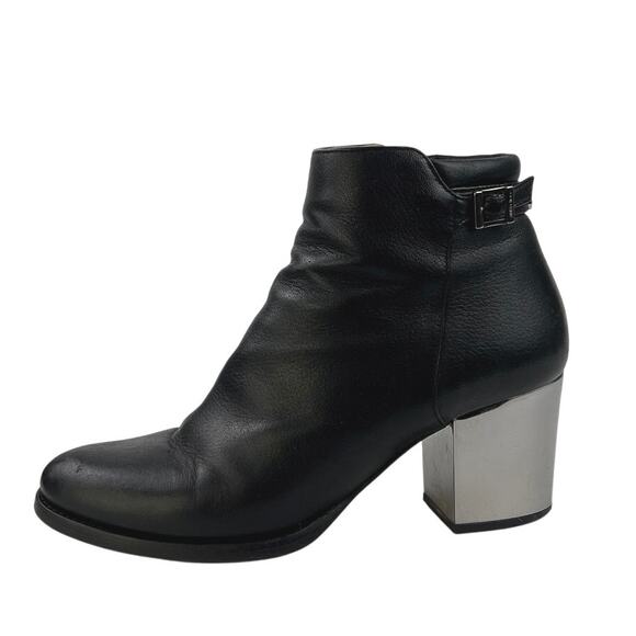 Jimmy Choo Method 65 Women's Black Leather Zipper Buckle Ankle Boots Size 5.5 - Picture 1 of 7